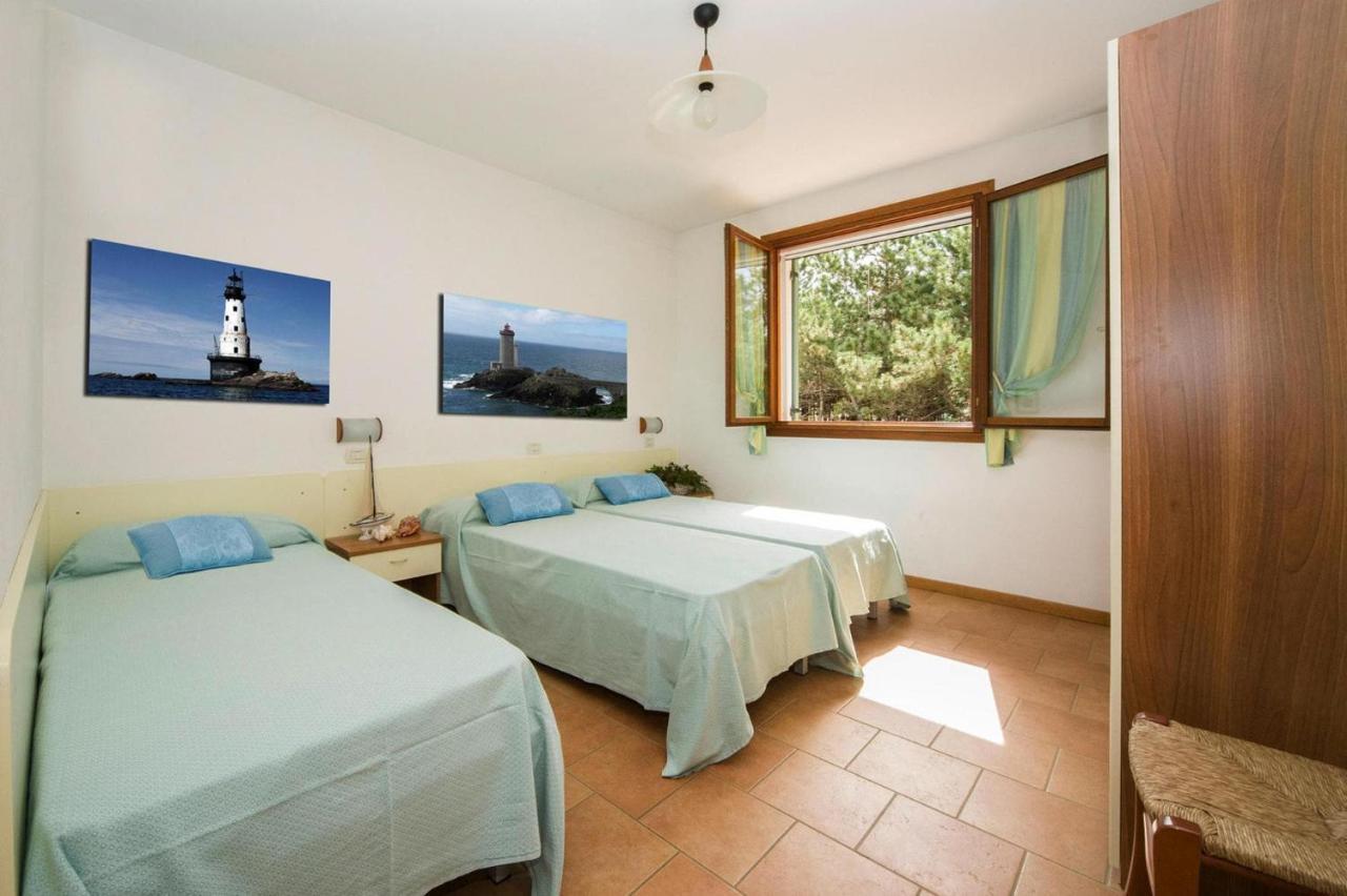 Terraced House In The Ca' Del Pino Holiday Complex With Communal Pool In Bibione Eksteriør billede